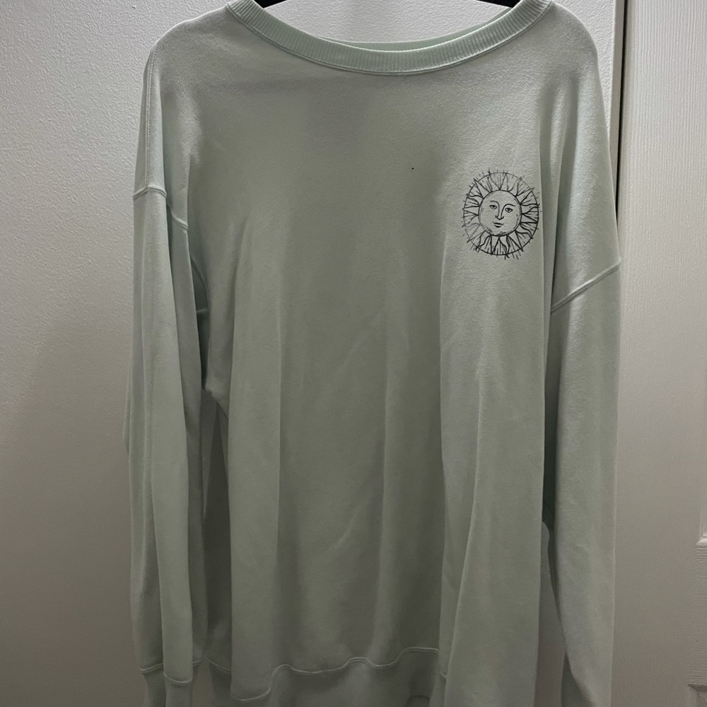 Hollister oversized boyfriend tee in medium